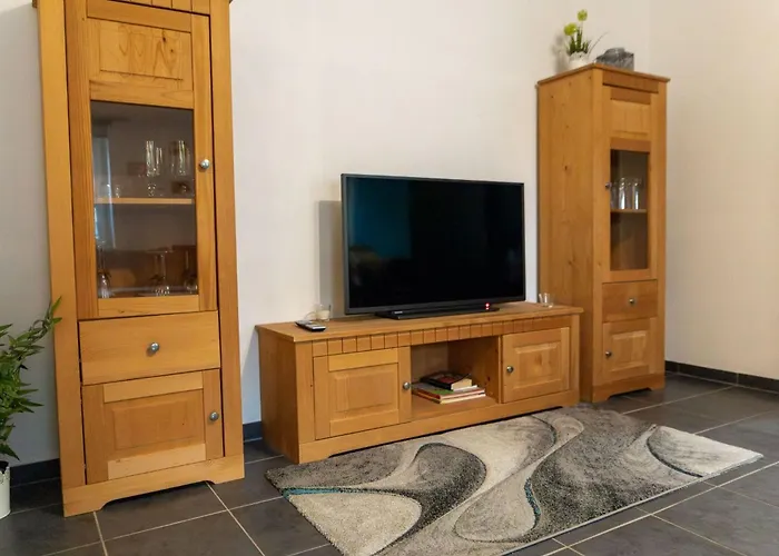Im Ersten Obergeschoss By Interhome *